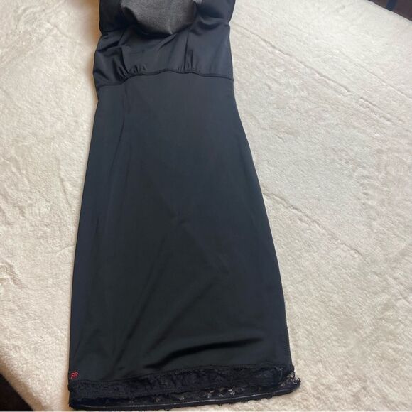 Ruby Ribbon Rita Panel Dress Gray and Black Body Shaping Dress Size Small - Picture 10 of 15